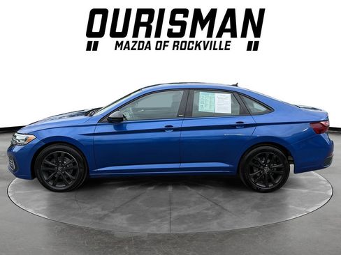 Used 2023 Volkswagen Jetta Sport FWD image 3
