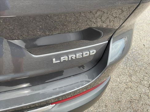 Used 2023 Jeep Grand Cherokee L Laredo AWD/4WD image 22
