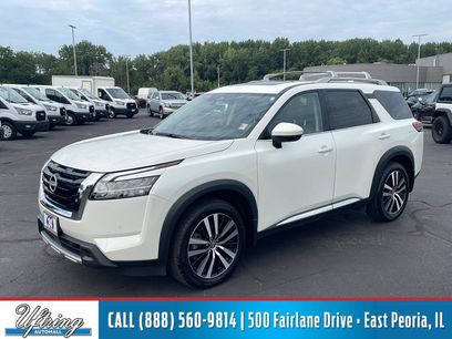 Used 2024 Nissan Pathfinder Platinum