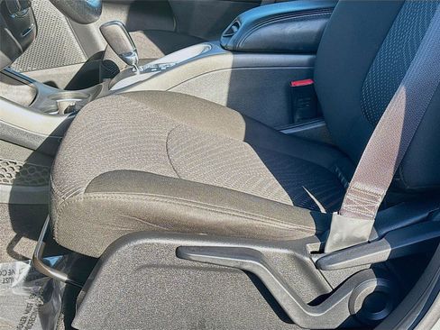 Used 2020 Dodge Journey SE image 19