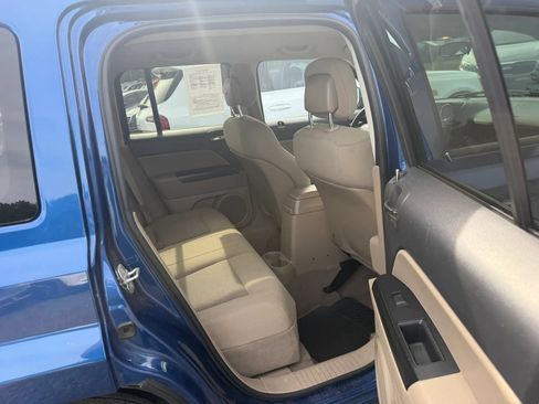 Used 2010 Jeep Patriot Sport AWD/4WD image 24