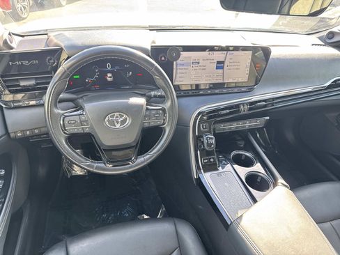 Used 2021 Toyota Mirai w/ Advanced Technology Package RWD image 7