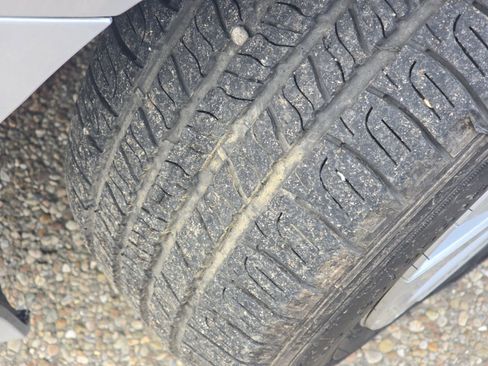 Used 2017 Toyota Prius Two image 32