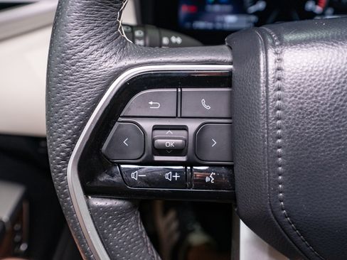 Used 2023 Toyota Tundra Capstone AWD/4WD image 31