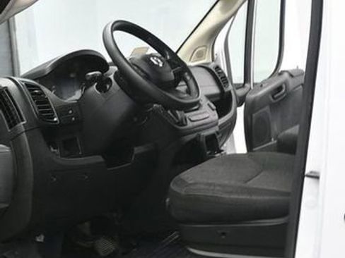 Used 2023 RAM ProMaster 2500 image 14