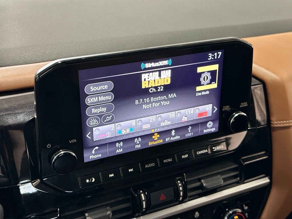 Used 2023 Nissan Pathfinder Platinum AWD/4WD image 62