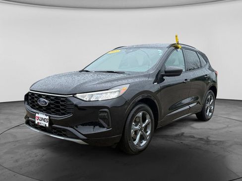 Used 2023 Ford Escape ST-Line AWD/4WD image 4