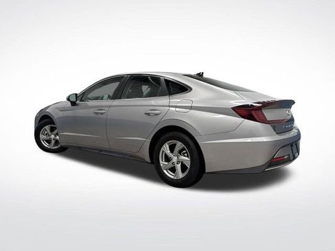 Used 2023 Hyundai Sonata SE w/ Cargo Package image 3
