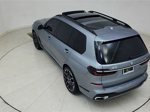 Used 2023 BMW X7 xDrive40i w/ M Sport Package image 88