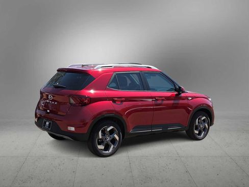 New 2025 Hyundai Venue Limited image 8