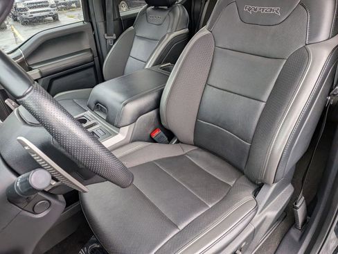 Used 2019 Ford F150 Raptor w/ Equipment Group 802A Luxury AWD/4WD image 15