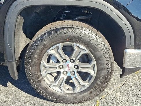 New 2026 GMC Sierra 1500 SLE w/ X31 Off-Road Package image 6