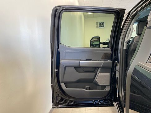 New 2026 Ford F350 Lariat w/ Lariat Ultimate Package image 8
