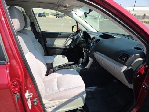 Used 2015 Subaru Forester 2.5i Premium w/ All-Weather Package AWD/4WD image 20