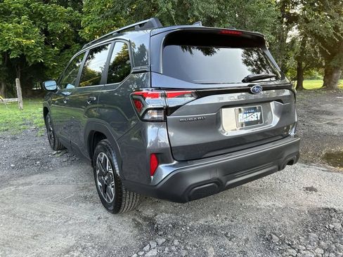 Certified 2026 Subaru Forester Premium AWD/4WD image 6