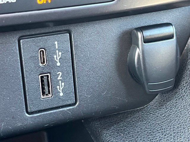 Used 2024 Nissan Leaf S FWD image 21