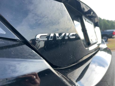 Used 2019 Honda Civic Sport image 10