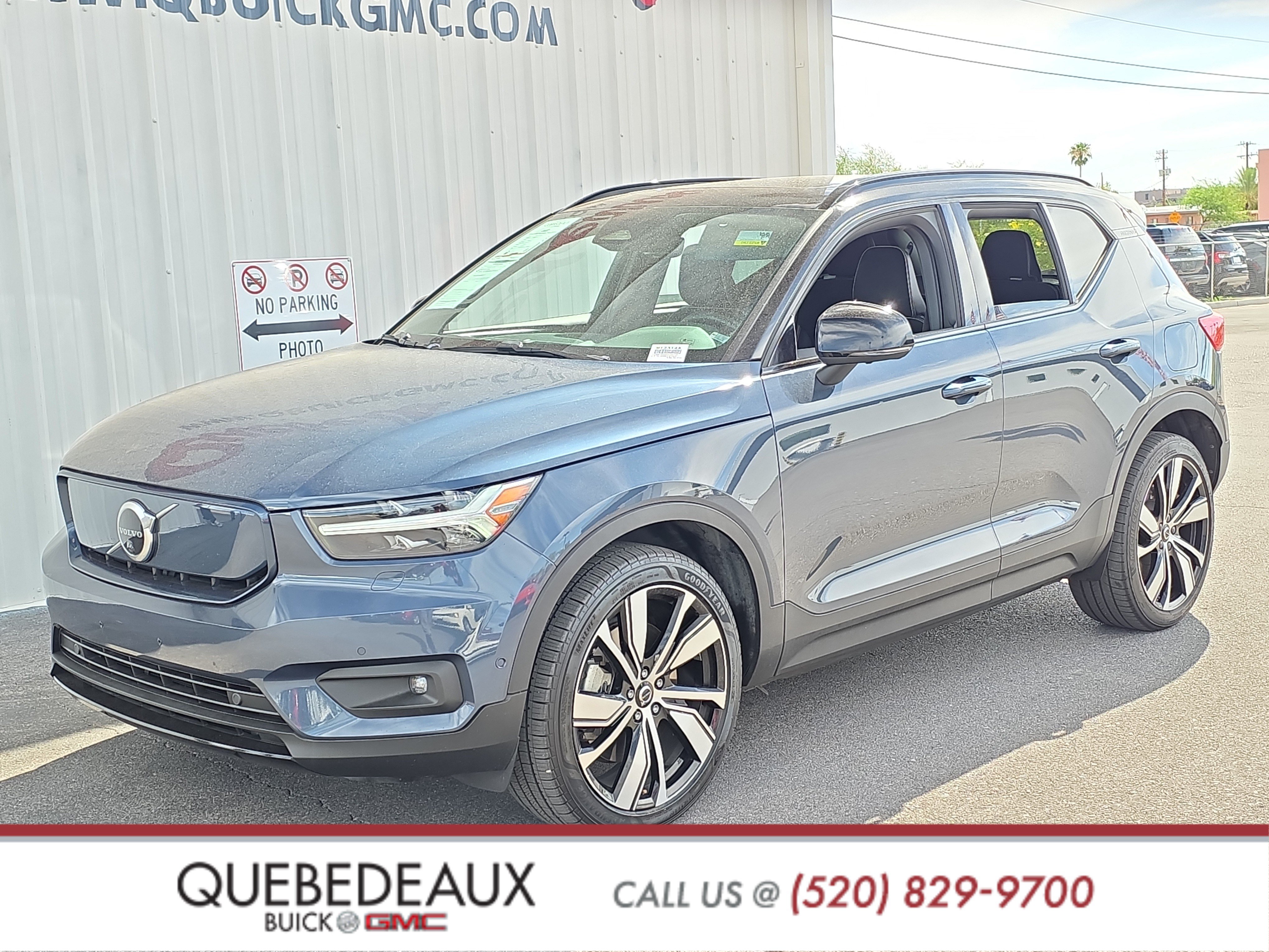 Used 2022 Volvo XC40 P8 Recharge Ultimate AWD/4WD image 3