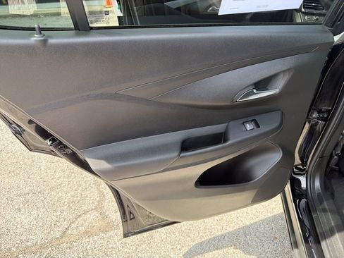 Used 2024 Buick Envista Preferred w/ Convenience I Package image 13