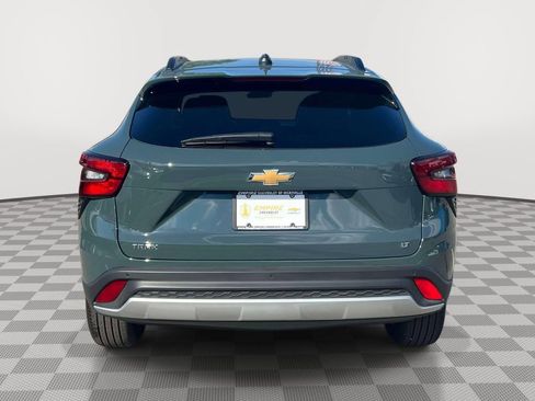 Used 2026 Chevrolet Trax LT w/ Driver Confidence Package FWD image 6