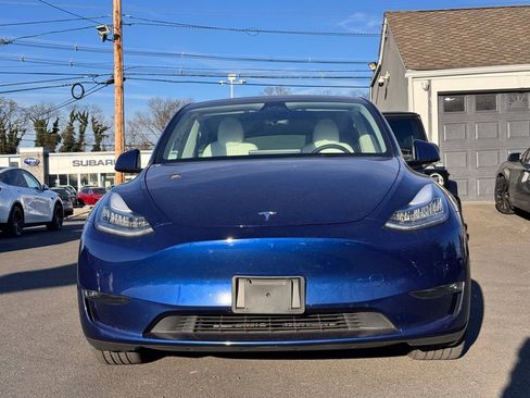 Used 2023 Tesla Model Y Long Range image 2