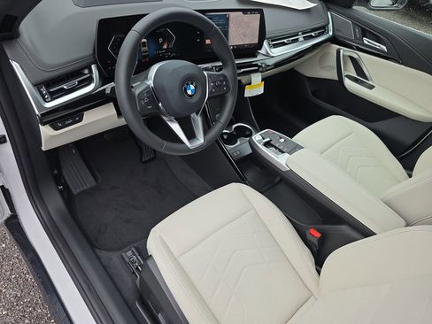 New 2026 BMW X1 xDrive28i w/ Technology Package image 9