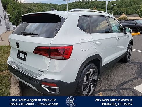 Certified 2023 Volkswagen Taos SE AWD/4WD image 3
