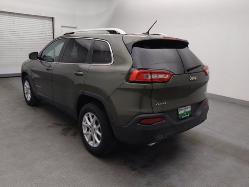 Used 2018 Jeep Cherokee Latitude image 5