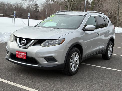 Used 2015 Nissan Rogue SV w/ SV Premium Package image 1