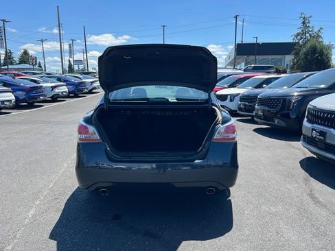 Used 2014 Nissan Altima 2.5 S w/ Display Audio Package FWD image 8