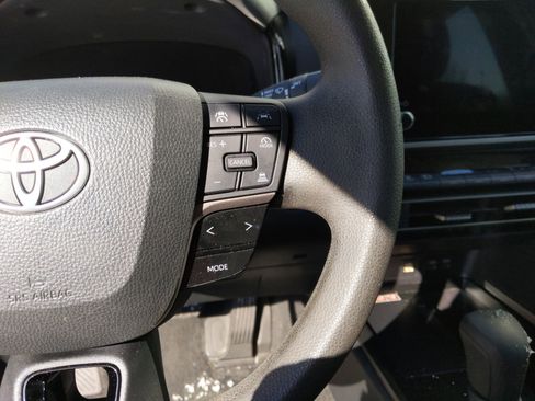 Certified 2025 Toyota Camry LE image 20