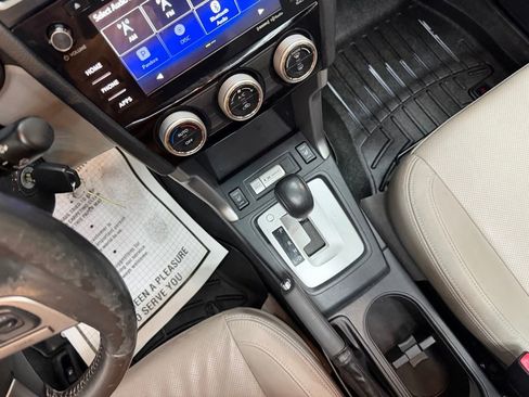 Used 2017 Subaru Forester 2.5i Limited image 28