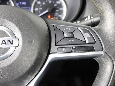 Used 2021 Nissan Versa S image 23