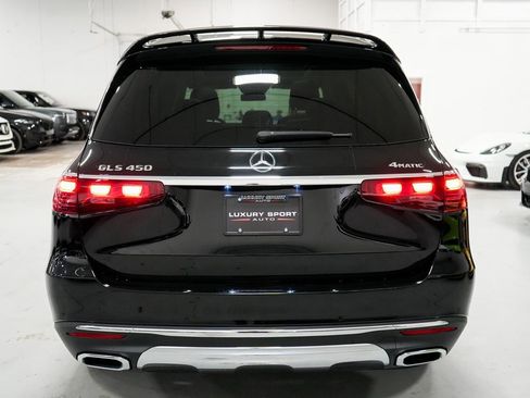 Used 2024 Mercedes-Benz GLS 450 4MATIC image 50