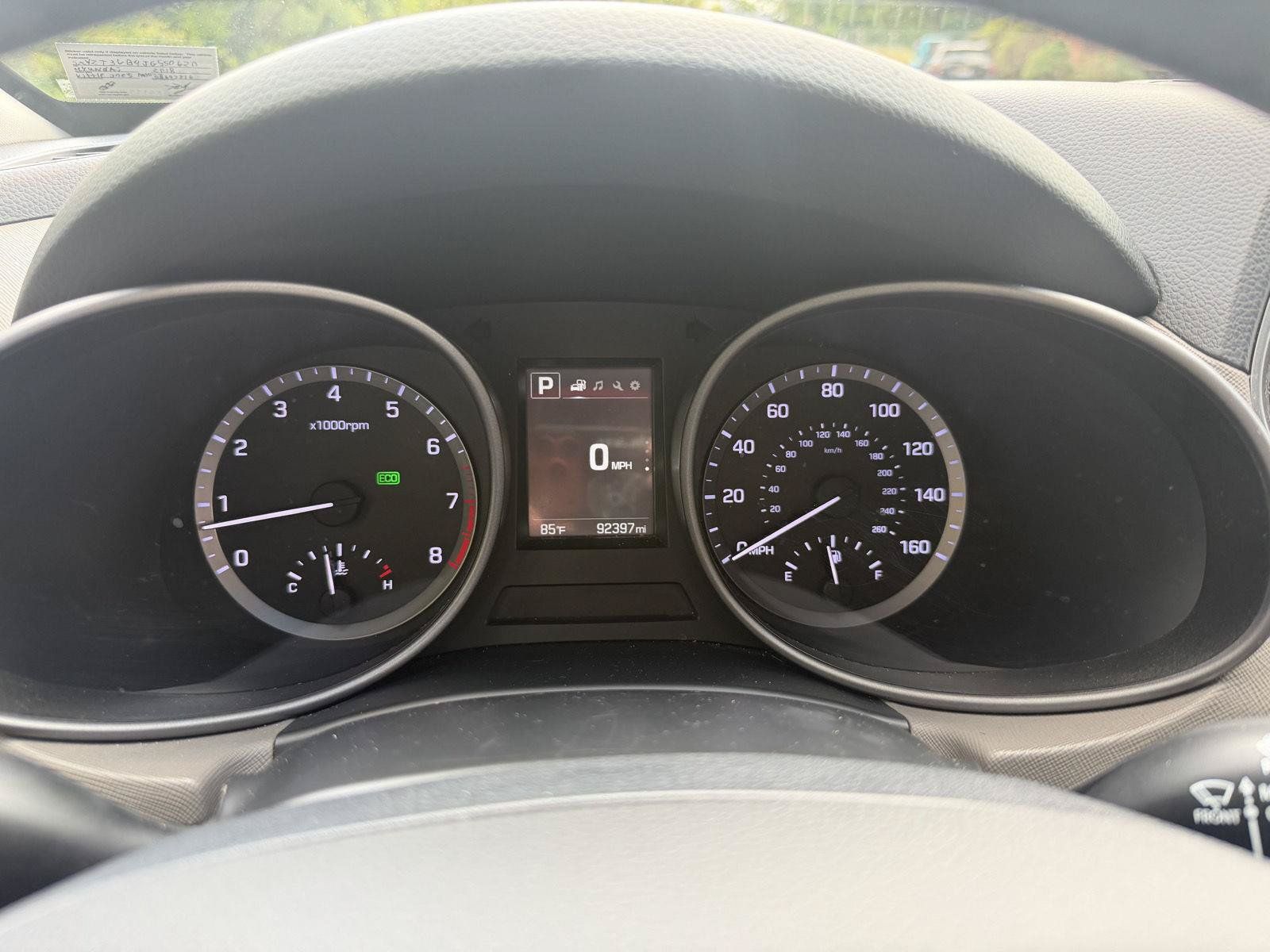 Used 2018 Hyundai Santa Fe Sport FWD image 11