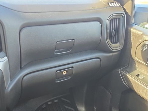 Used 2024 GMC Sierra 2500 Pro image 14