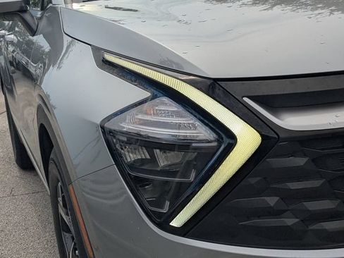 Certified 2023 Kia Sportage LX FWD image 9