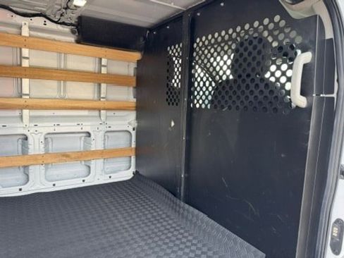 Used 2023 Ford Transit 250 XL image 13