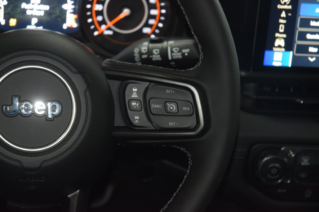 Used 2026 Jeep Wrangler Unlimited Rubicon w/ Safety Group AWD/4WD image 46