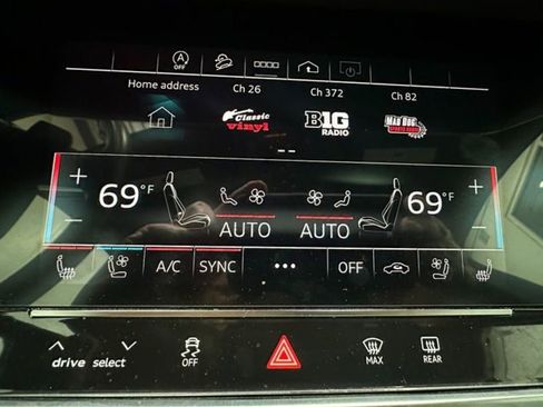 Used 2021 Audi A6 3.0T allroad Premium Plus w/ Executive Package image 19