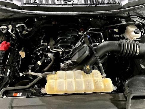 Used 2018 Ford F150 XLT w/ Equipment Group 302A Luxury image 28