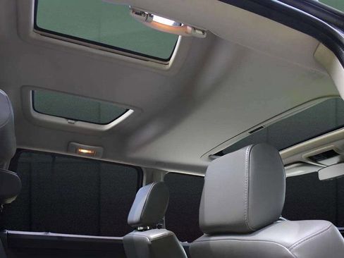 Used 2006 Jeep Commander 4WD image 14