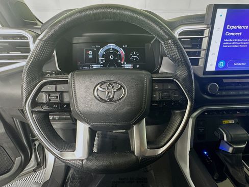 Used 2024 Toyota Tundra Platinum AWD/4WD image 15
