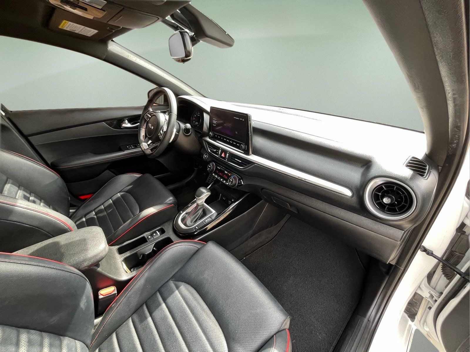 Used 2023 Kia Forte GT w/ GT2 Package FWD image 31
