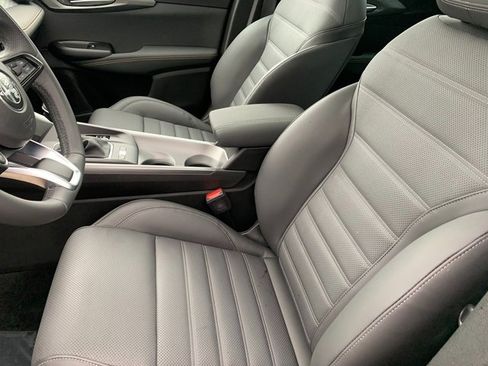 New 2025 Alfa Romeo Tonale w/ Premium Package image 11