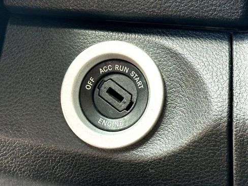 Used 2021 RAM 1500 Tradesman RWD image 18