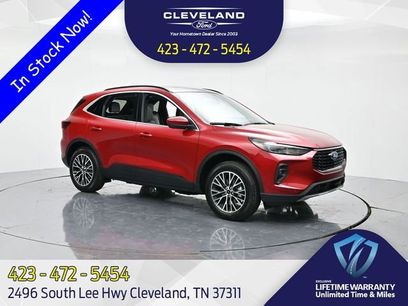 New 2026 Ford Escape SE w/ PHEV Premium Package