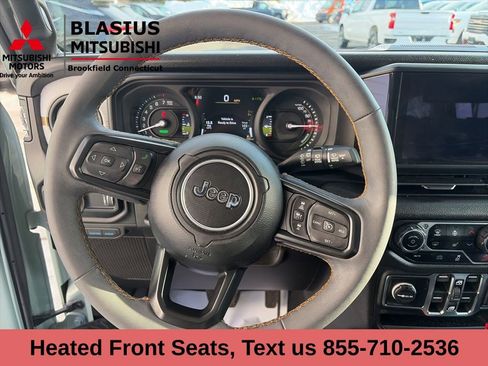 Used 2024 Jeep Wrangler Unlimited w/ Convenience Group image 20