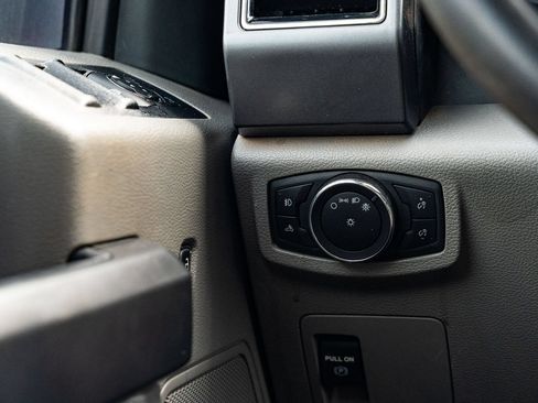 Certified 2019 Ford F150 XLT AWD/4WD image 24