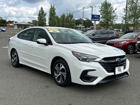 Certified 2025 Subaru Legacy Premium image 5